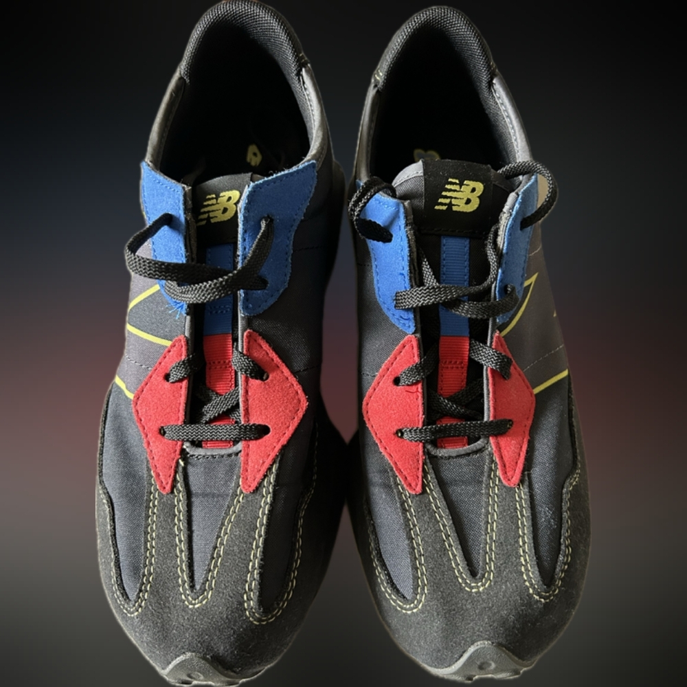New Balance 327 sneakers